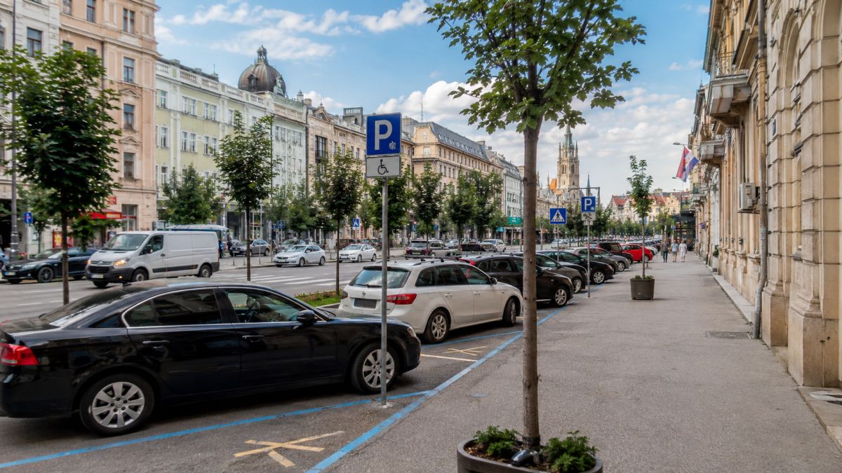 Parking u centru Novog Sada